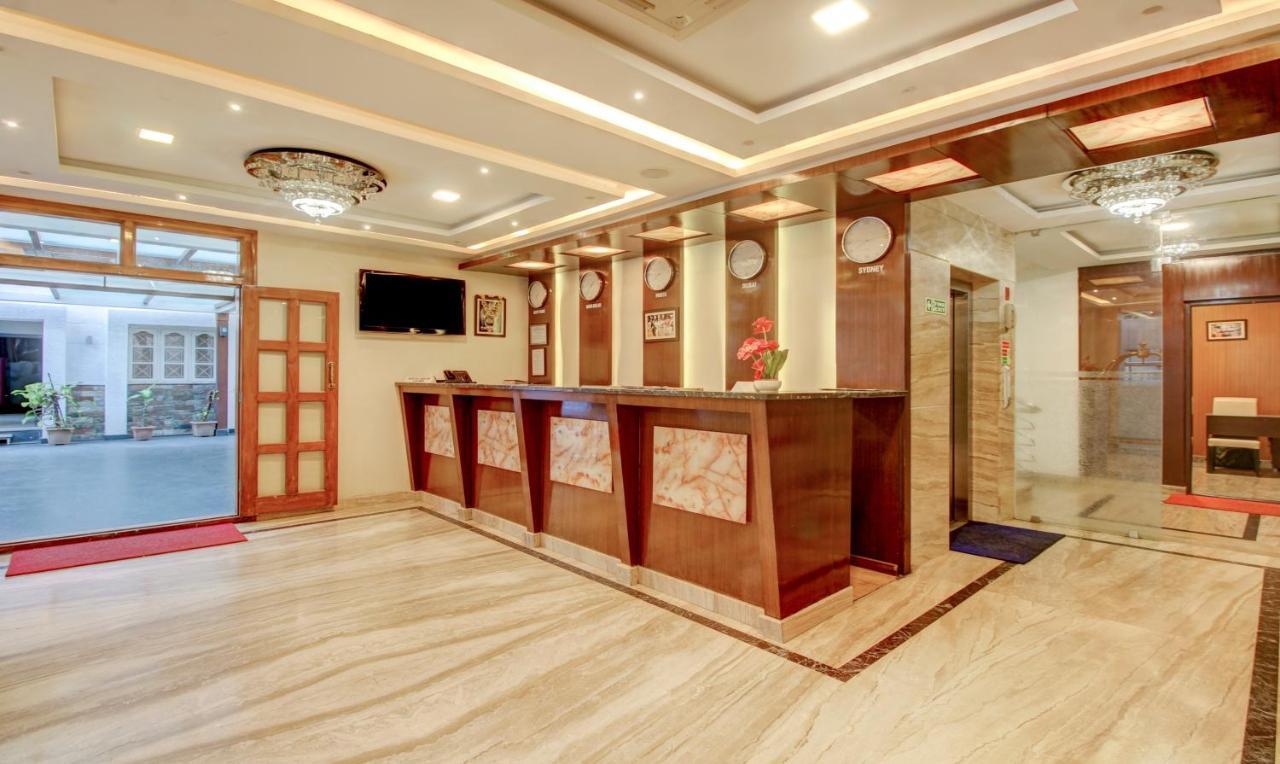Treebo The Sai Leela Suites R T Nagar Бангалор Экстерьер фото